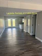 729 Howard Dr in Lebanon, MO - Building Photo - Building Photo