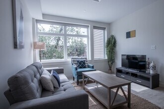 900 Beacon St in Boston, MA - Building Photo - Building Photo