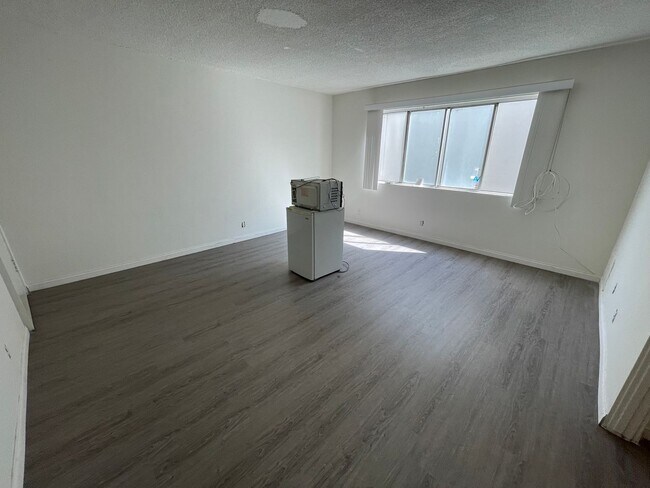 38 Horizon Ave in Los Angeles, CA - Building Photo - Building Photo