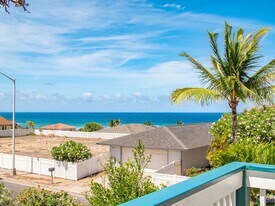 1379 Owaka St in Wailuku, HI - Building Photo