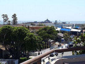 184 Date Ave, Unit 184 Date Avenue in Imperial Beach, CA - Building Photo