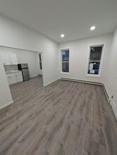 10 Sherman Pl in Jersey City, NJ - Building Photo - Building Photo