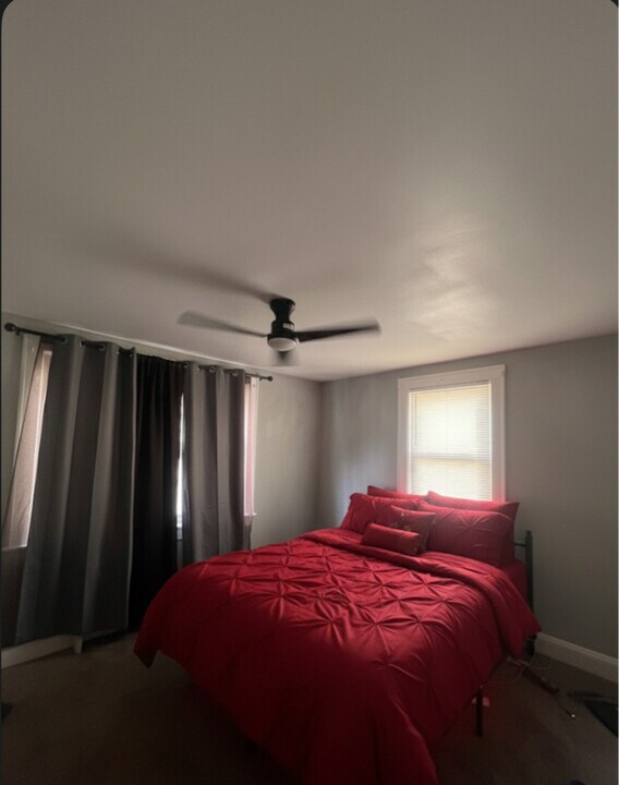 6352 Edward St in Norfolk, VA - Building Photo