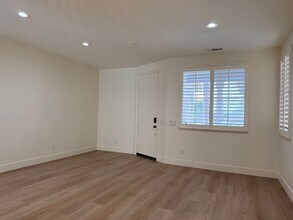 7197 Birch Tree Pl in Fontana, CA - Building Photo - Building Photo