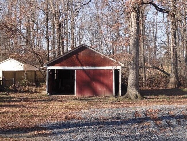 7826 Senate St in Richmond, VA - Building Photo - Building Photo