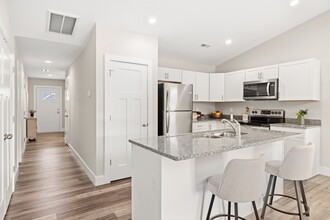 925 Sparrow Ln in Duncan, SC - Building Photo - Building Photo