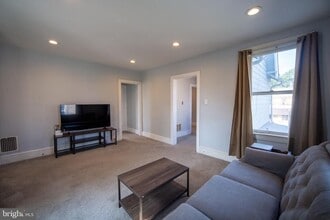 511 Cinnaminson Ave in Palmyra, NJ - Building Photo - Building Photo