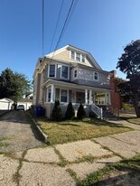 85 Manhattan Ave in Bridgeport, CT - Building Photo