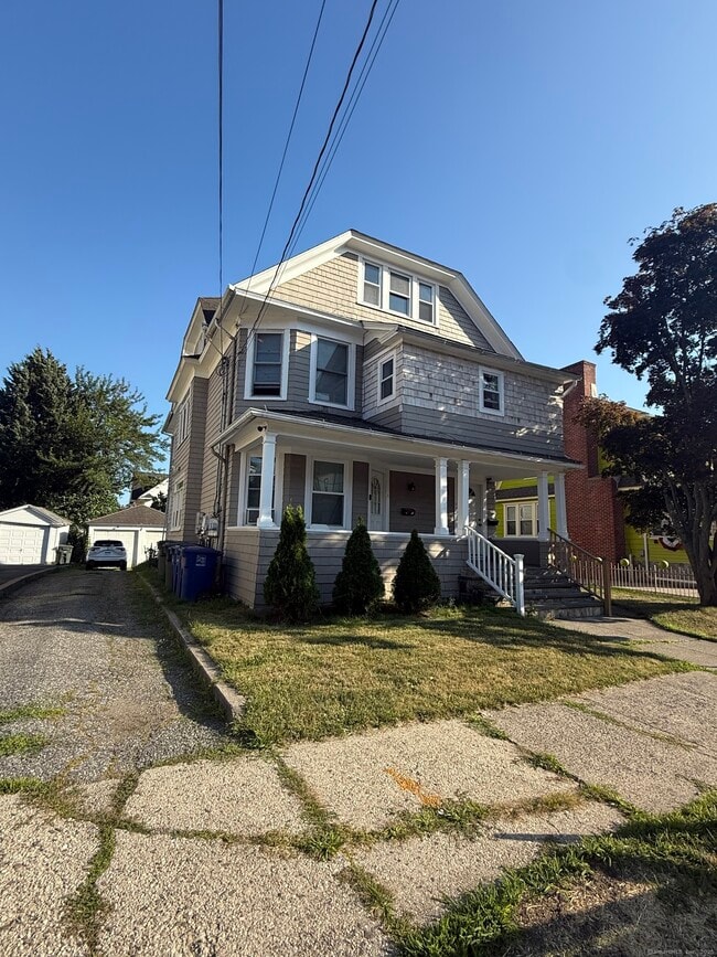 property at 85 Manhattan Ave
