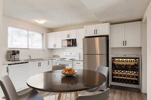 Greenland Townhomes in Calgary, AB - Building Photo