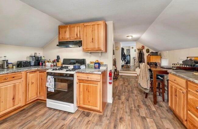 106 Messer St, Unit 2