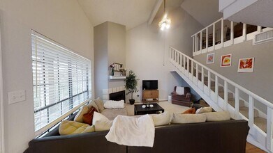 1610 Waterston Ave in Austin, TX - Building Photo - Building Photo