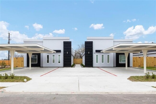 property at 1321 Valle Vista St