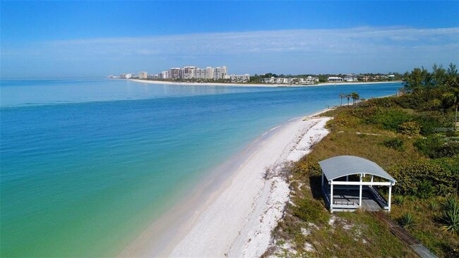 1121 Morningside Pl in Sarasota, FL - Building Photo - Building Photo