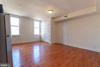 1200 Point Breeze Ave-Unit -302 in Philadelphia, PA - Building Photo - Building Photo