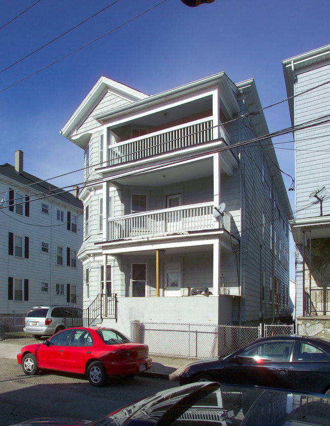 258 Hope St in Fall River, MA - Building Photo - Building Photo