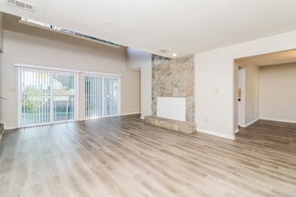 20 Briar Gate Ln in Marietta, GA - Building Photo - Building Photo