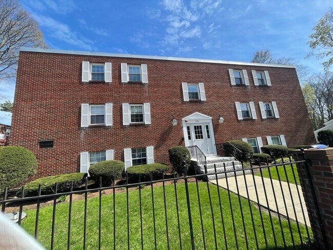 property at 276 Albion St