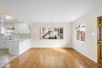 2208 Buena Vista Ave in Alameda, CA - Building Photo - Building Photo