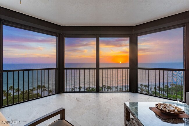 8473 Bay Colony Dr