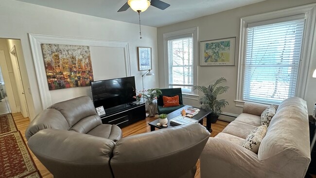 76 Providence St in Providence, RI - Building Photo - Building Photo