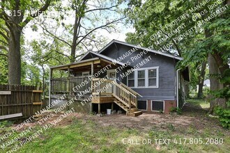 815 E Webster St in Springfield, MO - Building Photo - Building Photo