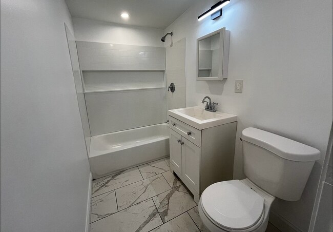 305 Carter St, Unit 305 in Chelsea, MA - Foto de edificio - Building Photo