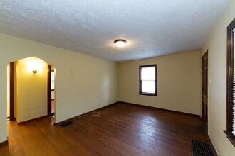 72 Jenny Ln in Indianapolis, IN - Building Photo - Building Photo