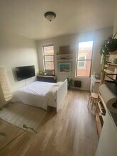 434 S Pacific Ave, Unit Studio in Pittsburgh, PA - Foto de edificio - Building Photo