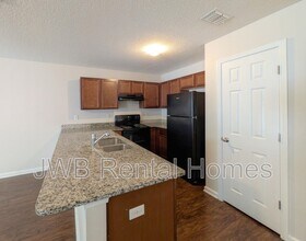 7156 Timmerman Ln in Jacksonville, FL - Building Photo - Building Photo