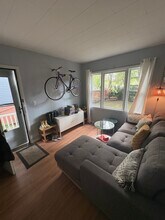 38 Fairfield St, Unit 40B in Cambridge, MA - Building Photo - Building Photo