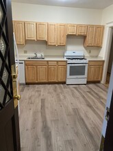 75 Longwood Ave, Unit 1F in Brookline, MA - Foto de edificio - Building Photo