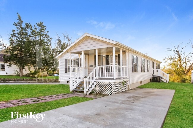 5650 Askew Ave in Kansas City, MO - Foto de edificio - Building Photo