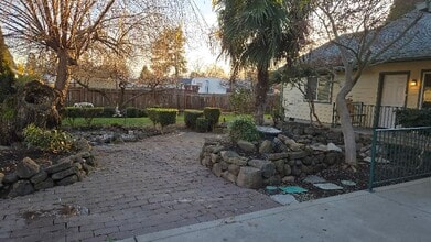 2991 Table Rock Rd in Medford, OR - Building Photo - Building Photo