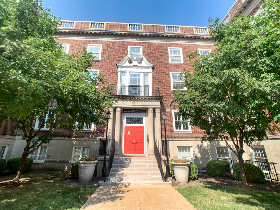 Phyllis Wheatley in St. Louis, MO - Foto de edificio