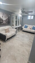 8611 Jolene Dr in Denver, CO - Building Photo - Building Photo