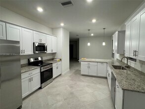 16851 Cayo Key Dr in Port Charlotte, FL - Building Photo - Building Photo