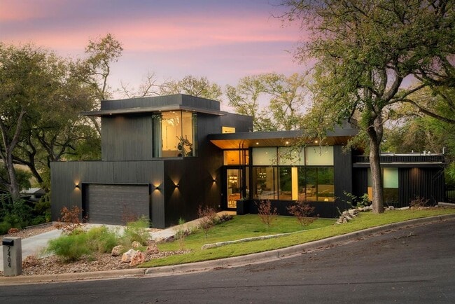 2404 Rock Terrace Cir in Austin, TX - Building Photo - Building Photo