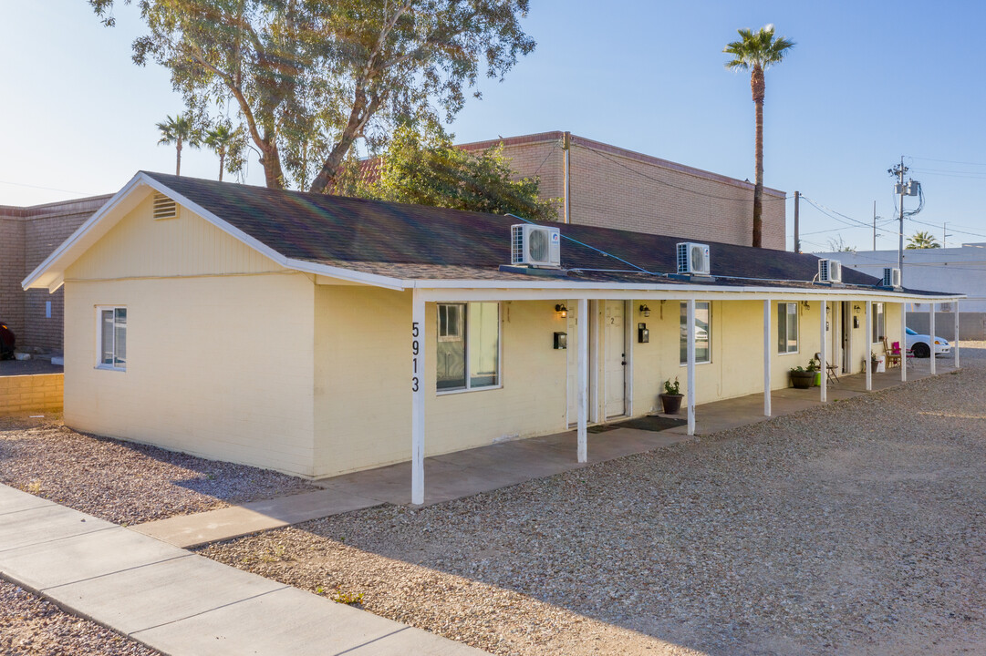 5913 W Palmaire Ave in Glendale, AZ - Building Photo