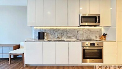 987 Queen St in Honolulu, HI - Building Photo - Building Photo