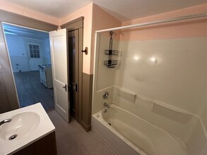 448-450 Hamilton St in Southbridge, MA - Building Photo - Building Photo
