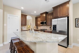 10 Pintuck Pl in Spring, TX - Building Photo - Building Photo