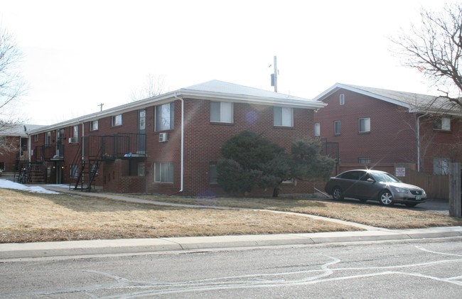 7562-7576 Quitman St in Westminster, CO - Foto de edificio - Building Photo