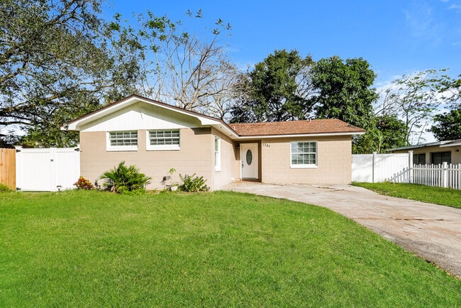 property at 1751 Elbert Acres Ct NE