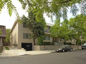 1251 N Fuller Ave Apartamentos