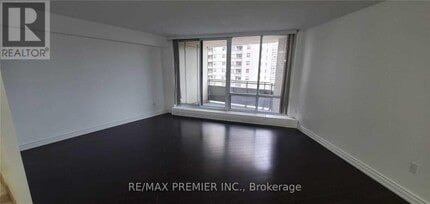 380 Dixon Rd in Toronto, ON - Building Photo - Building Photo