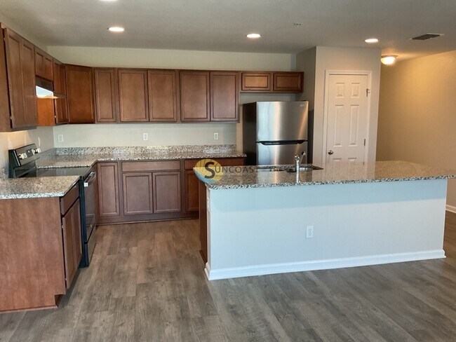 9249 Western Way in Jacksonville, FL - Building Photo - Building Photo