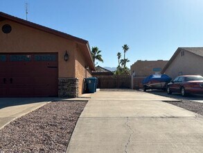 2323 Daytona Loop in Lake Havasu City, AZ - Building Photo - Building Photo