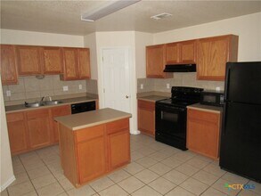 6006 Sulfur Spring Dr in Killeen, TX - Building Photo - Building Photo