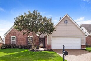 9587 Daly Dr in Lakeland, TN - Building Photo